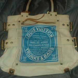 Louis Vuitton globe shopper trunk bag